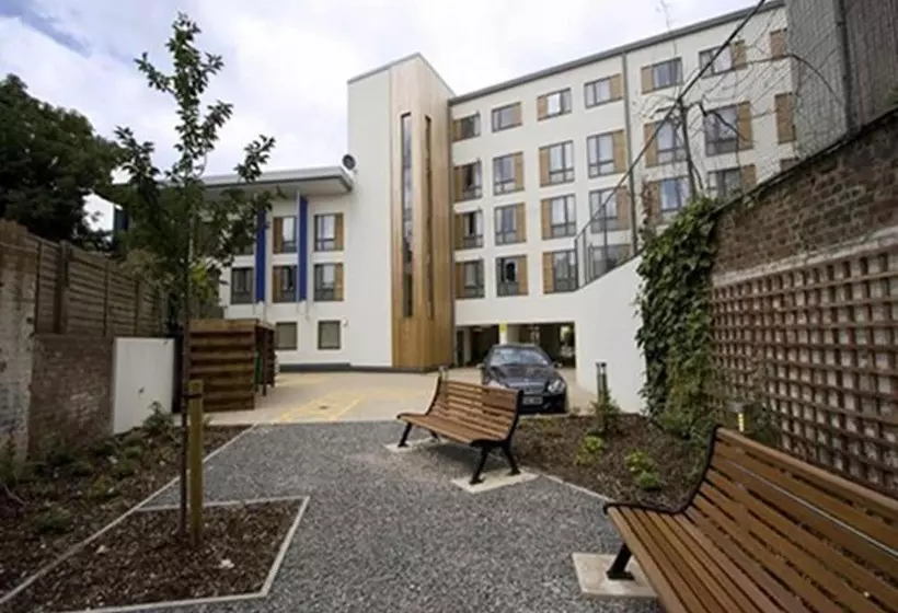 پانسیون En Suite Rooms Students Only   Newington
