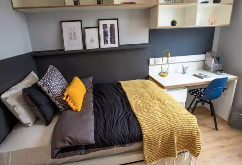 پانسیون En Suite Rooms Students Only   Newington