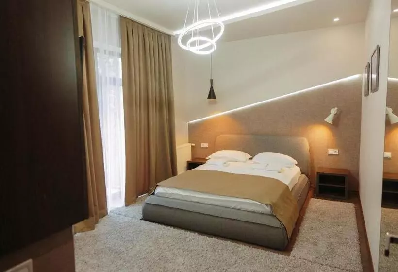 кайзервальд Forus   апартаменти в карпатах