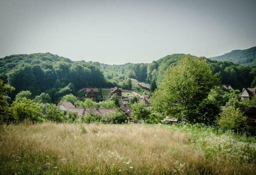 ホテル ластівчине гніздо
