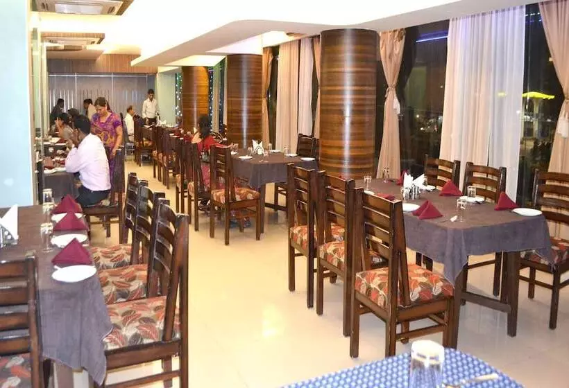 ホテル Bharat Palace