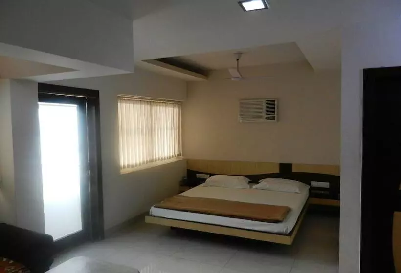 ホテル Bharat Palace