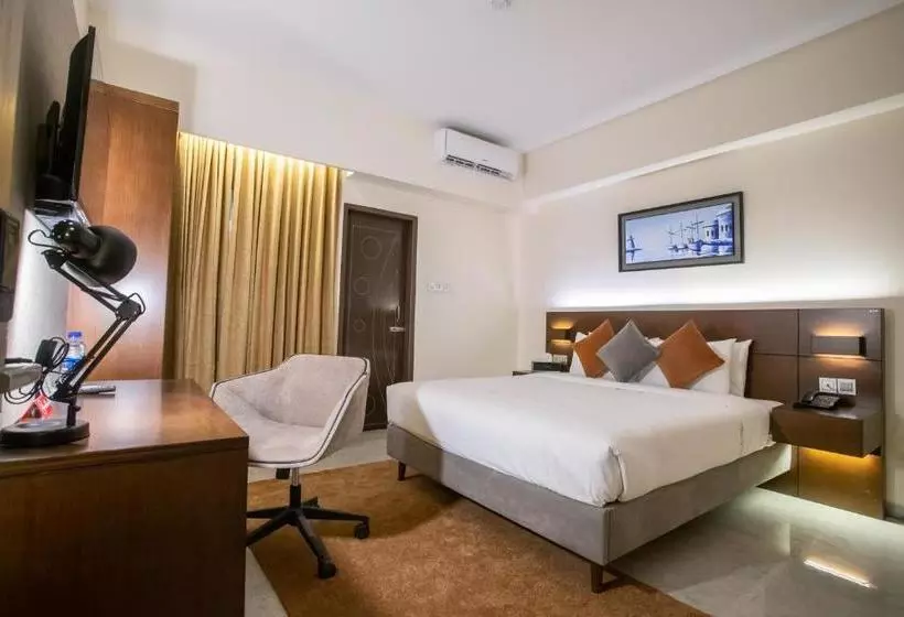 هتل Jatra Flagship Chattogram City Centre