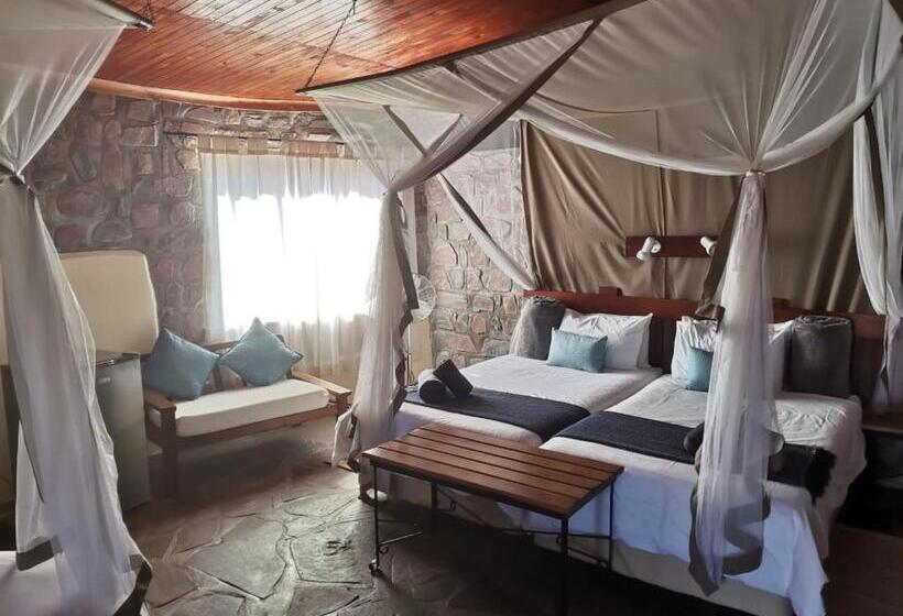 هتل Little Sossus Lodge