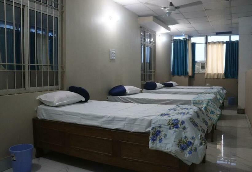 호텔 Manik Resort By Wb Inn