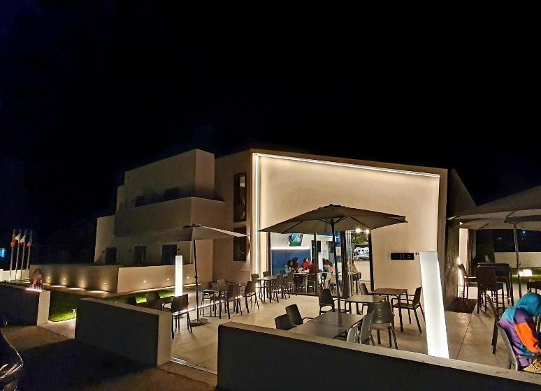 هتل Solarena Bistrot