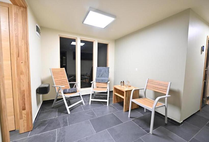 Domaine Edegger Organic Winery Badacsony