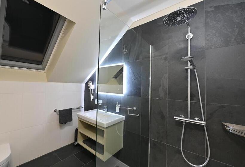 Domaine Edegger Organic Winery Badacsony