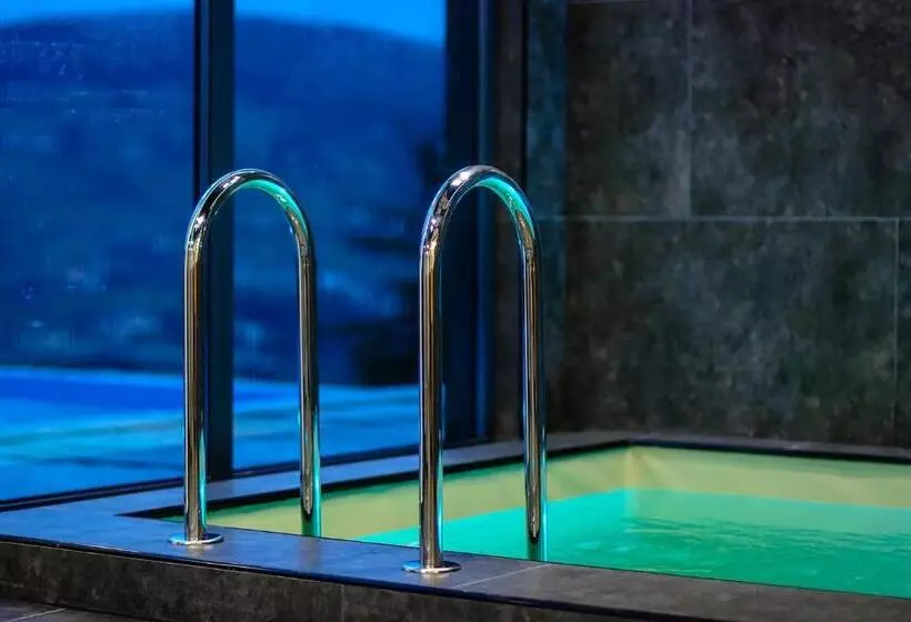 Hotelli севеней готель