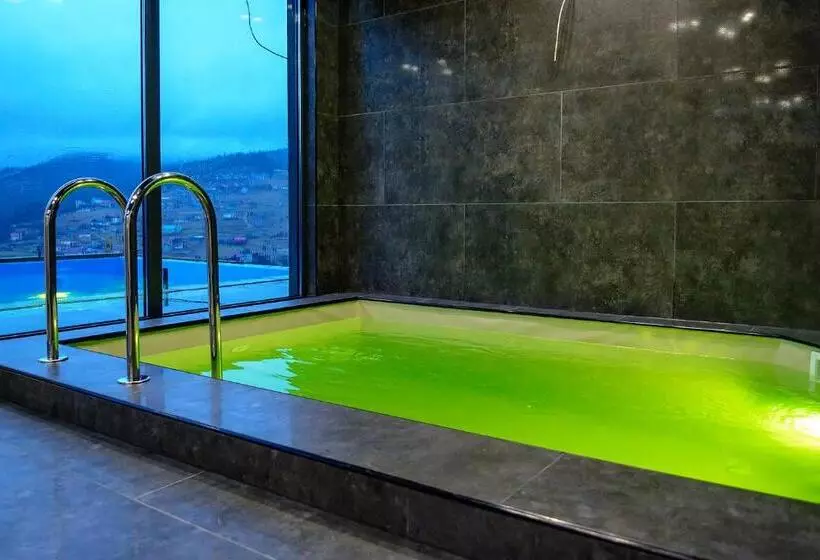 Hotelli севеней готель