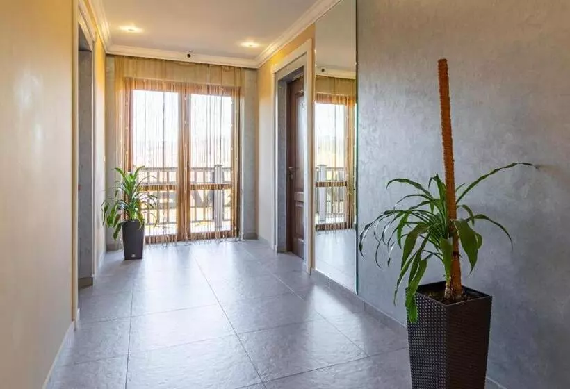 Hotelli севеней готель