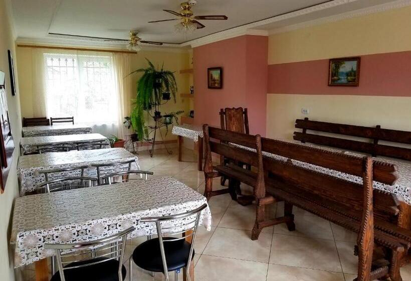 Hotell садиба святослав