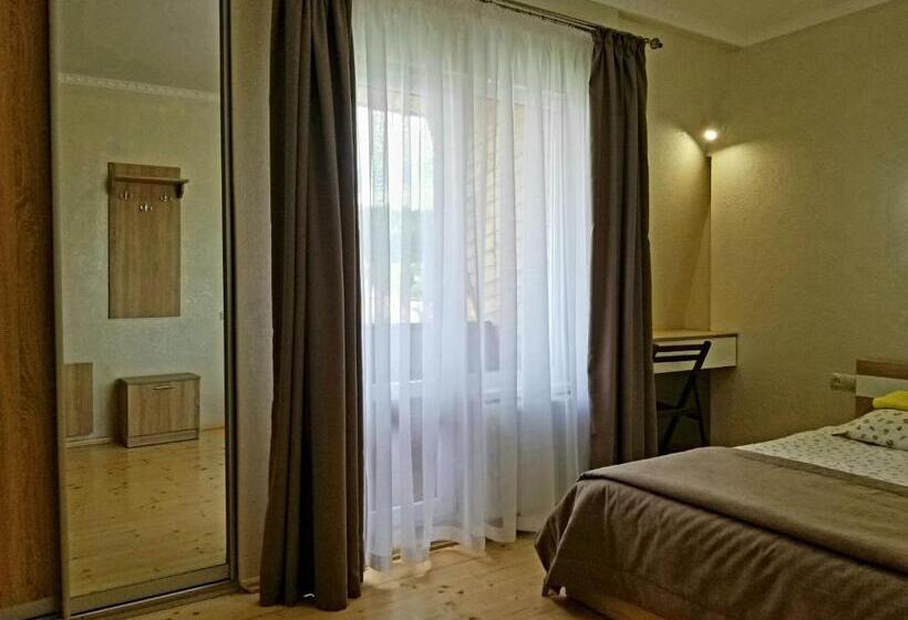 Hotell садиба святослав