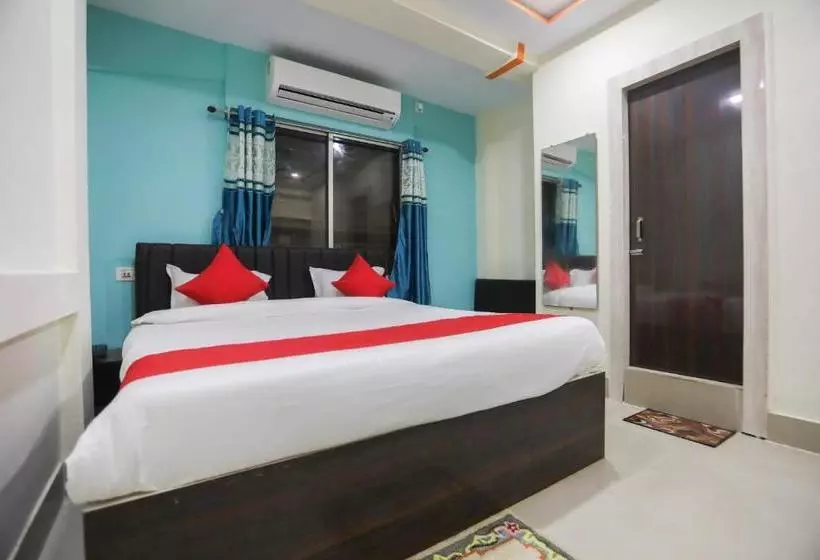 ホテル Oyo 68087 Red Velvet Siddhi Vinayak