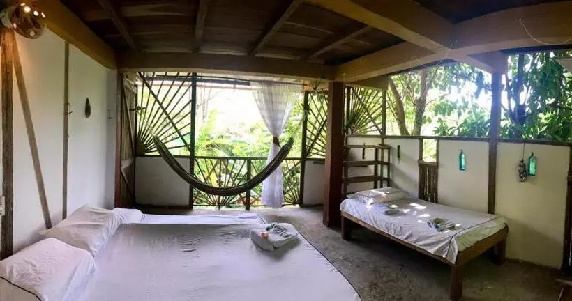 ペンション Ecocabaña Rosa María