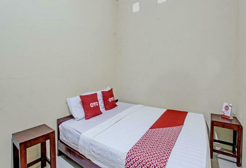 פנסיון Kostel Velisia Syariah Redpartner