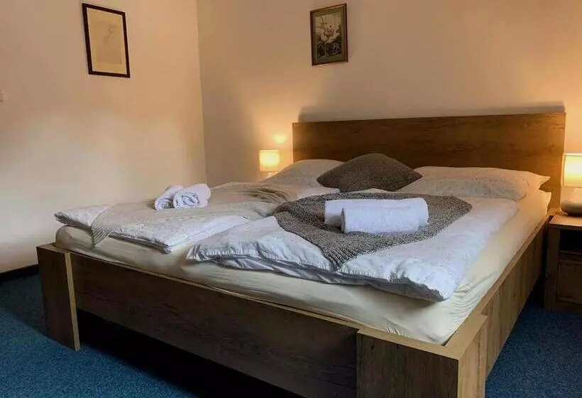 Majatalo Penzion Rejštejn