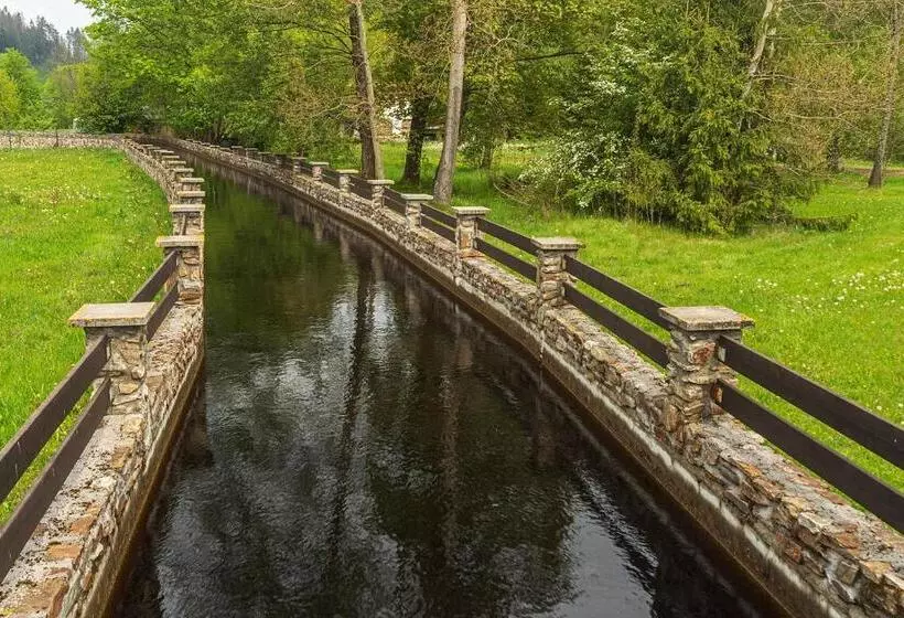 Majatalo Penzion Rejštejn