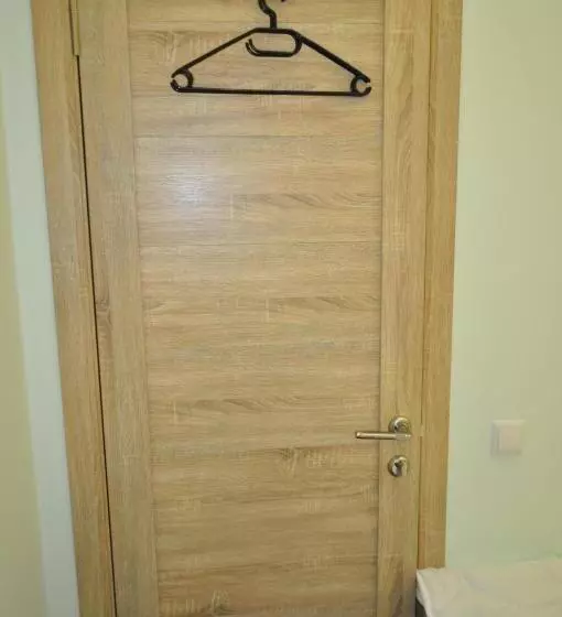 Hostel S Size