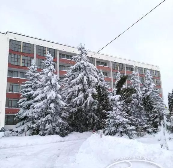 Hotel Dibrova