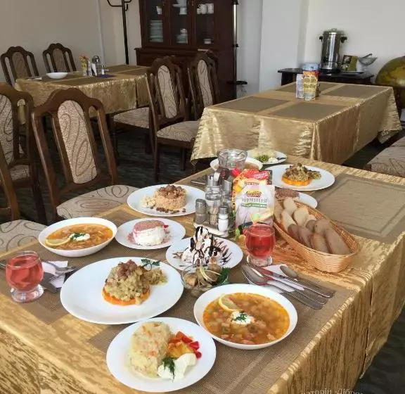 Hotel Dibrova