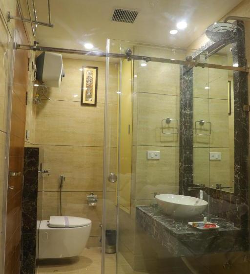 בית מלון כפרי Royal Hillton