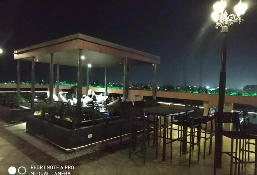 هتل Royal Hillton