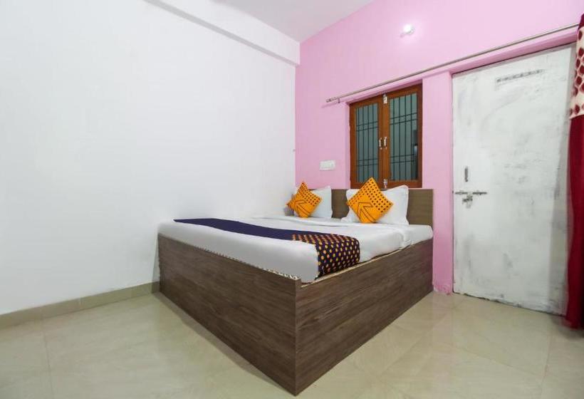 בית מלון כפרי Spot On 62707 Day Night