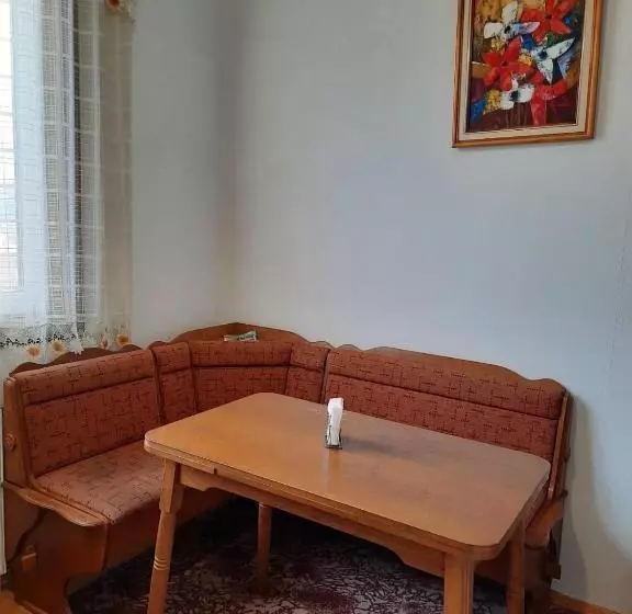 ペンション садиба у крайлюків