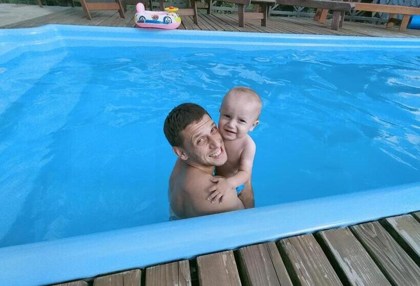 Resort готель River Hill