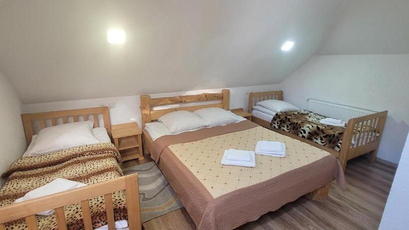 Resort готель River Hill