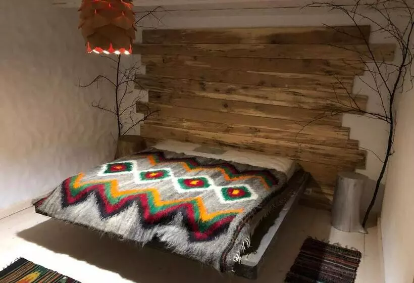 Retkeilymaja гуцульська хата