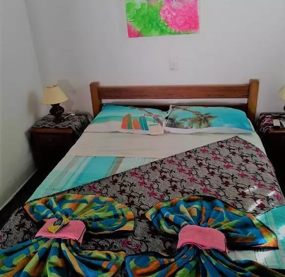 ユースホステル Condominio Colonial Pousada Mariscal