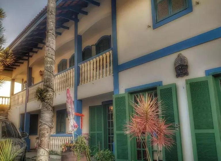 ユースホステル Condominio Colonial Pousada Mariscal