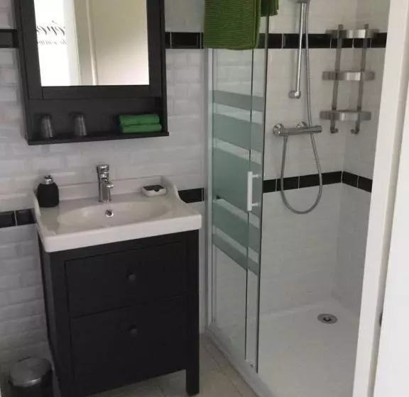 ベッドアンドブレックファースト La Ressource