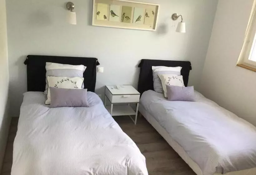 ベッドアンドブレックファースト La Ressource