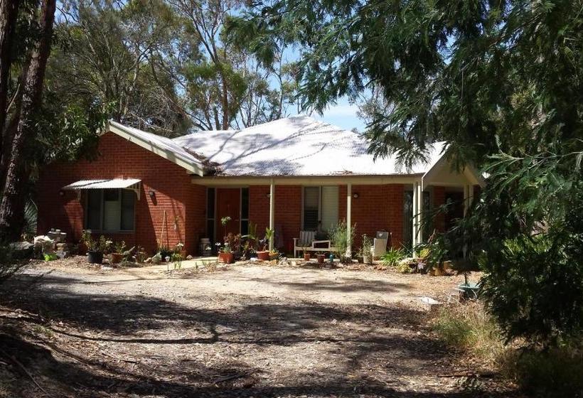 Bed and Breakfast Stringybark Hills Retreat