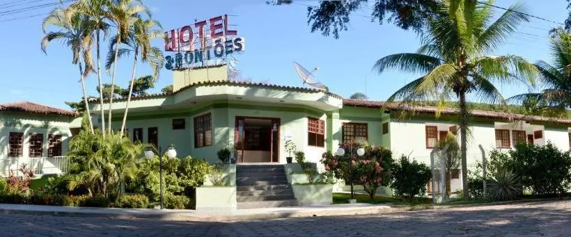 Hotelli 3 Pontões