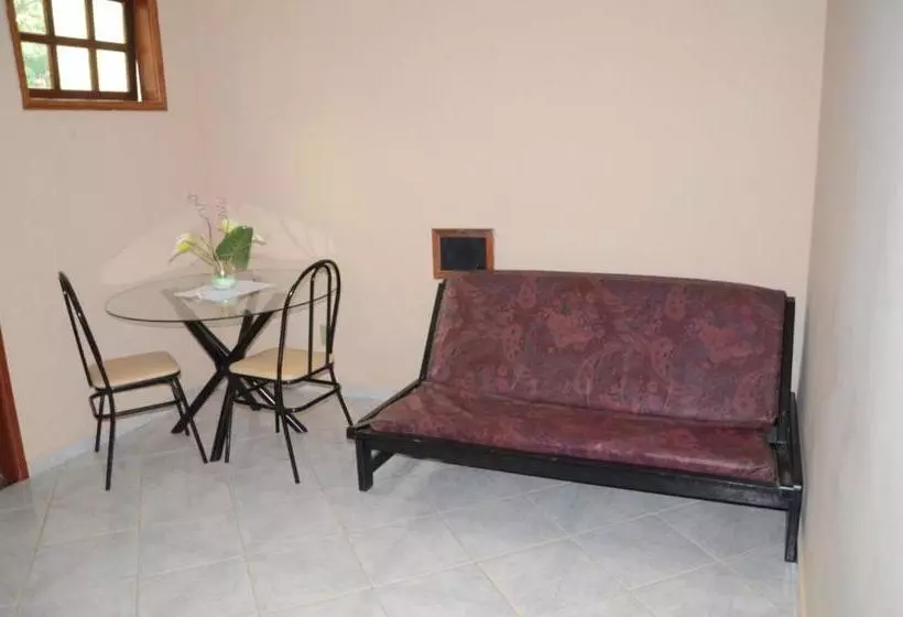 Hotelli 3 Pontões