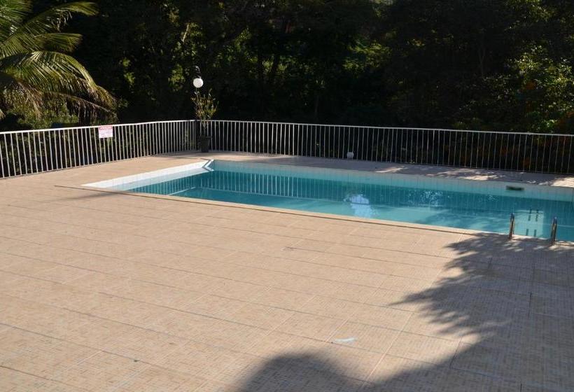 Отель 3 Pontões