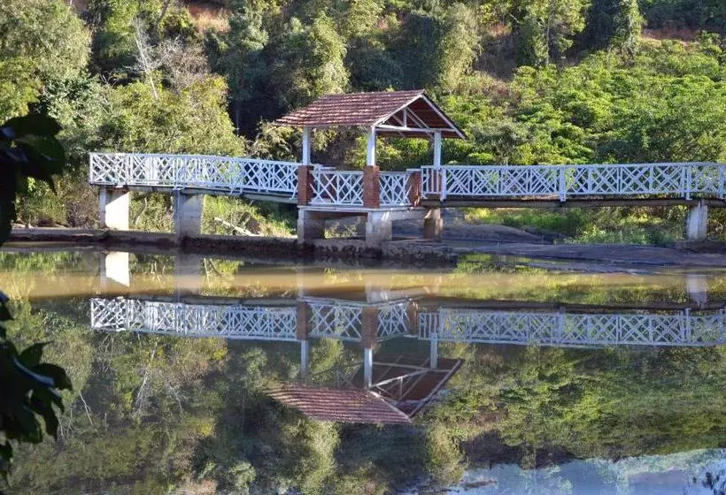 Hotelli 3 Pontões