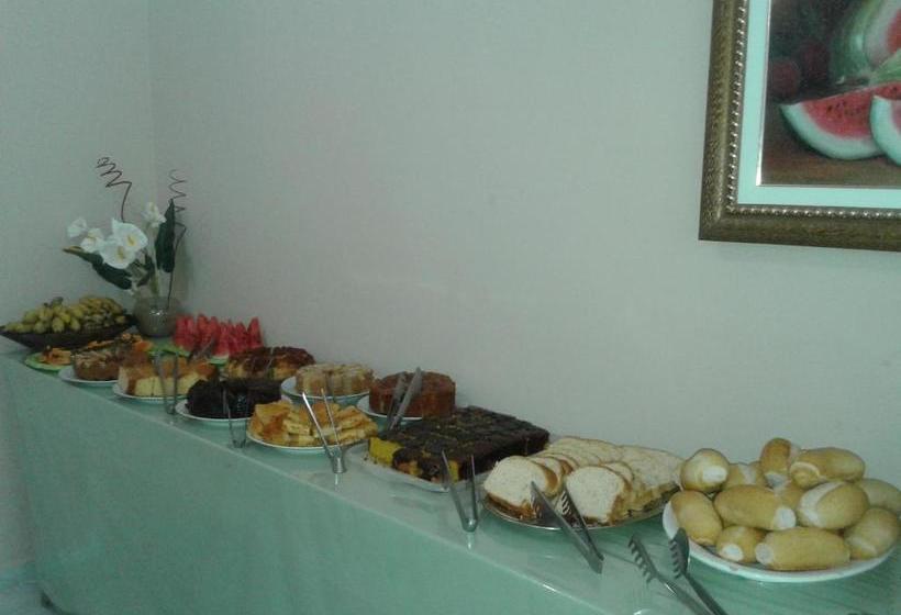 Отель 3 Pontões