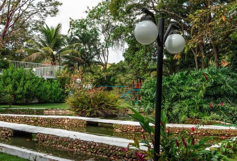 Отель 3 Pontões