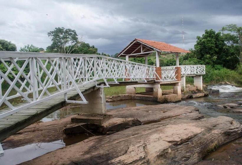 Отель 3 Pontões