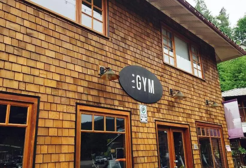 Hotelli Artisan Suites On Bowen