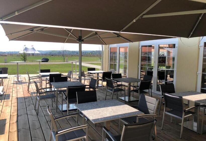 Hotel Chalets Franciska Major, Pro Village