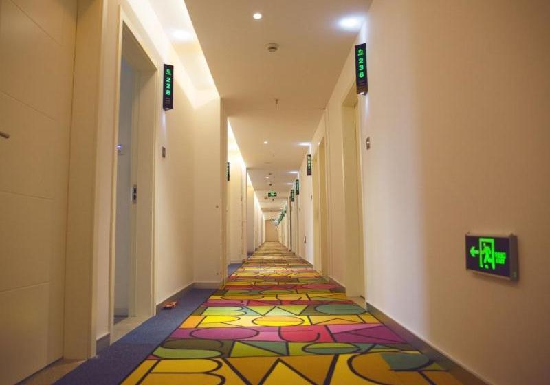 Hotel Shell Shanghai Jiadingbei Subway Station Shuping Road