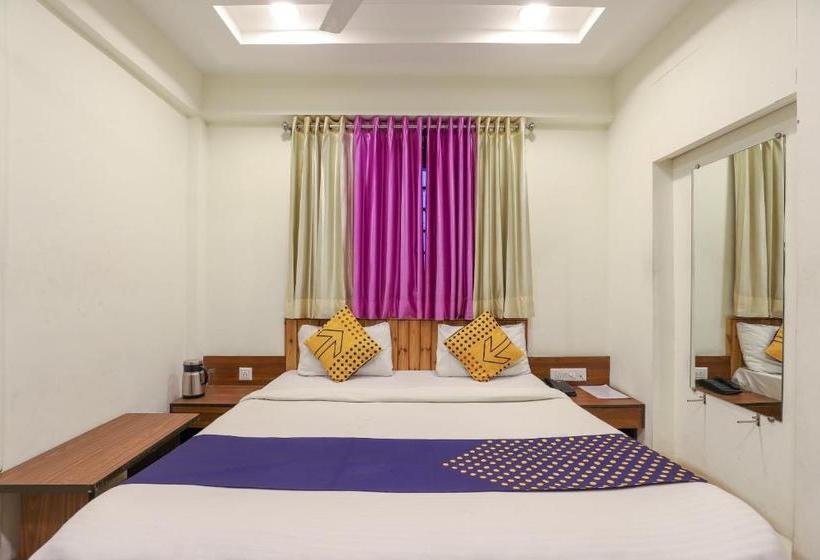 호텔 Spot On 17252  Everest