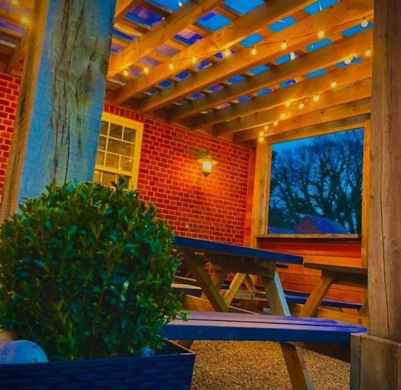 호텔 The Kings Arms - Fleggburgh