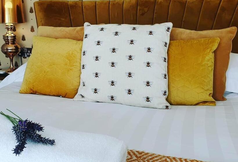 호텔 The Kings Arms - Fleggburgh